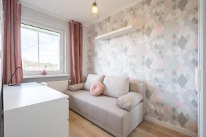 Pokoje Gdańsk Sztormowa 8c, 1,4km do morza, 700m do Ergo Areny, 900m do Hipodromu