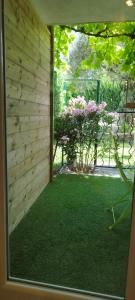 LE COSY Joli F2 proche gare, Arénes avec terrasse privée