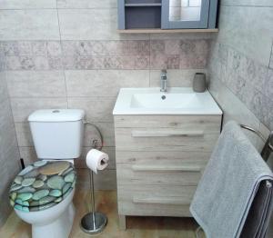 Beachfront House sea views near historic Cartagena