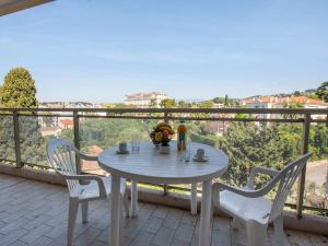 Appartements Studio Le Floriana by Interhome : photos des chambres