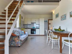 Apartment La Paradisa-3 by Interhome