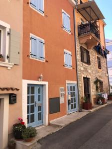 Romantic studio old town