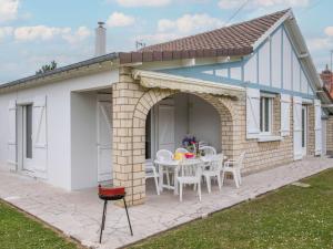 Maisons de vacances Holiday Home Villa Helios by Interhome : photos des chambres