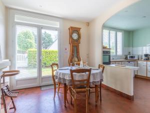 Holiday Home Villa Hélios by Interhome