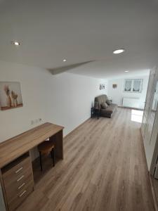 Maisons de vacances Anibou, La Maison de Famille 2mn du ZooParc de Beauval : Maison 5 Chambres