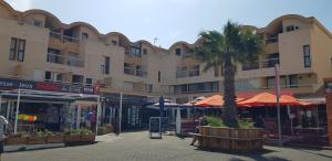 Gruissan-Port-T3-2chambres-5pers-43m2-Parking-Clim-Piscine-Valerie