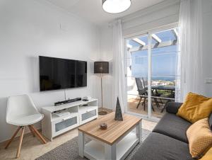 Small Oasis 2366 Sea View