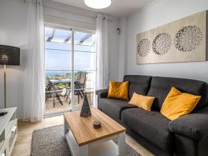 Small Oasis 2366 Sea View