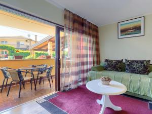 Apartment Tiziana-3 by Interhome 