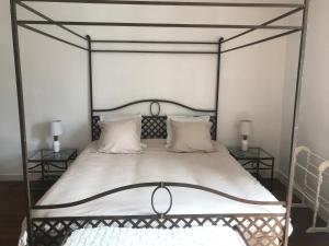 Maisons de vacances Charming 1-bed cottage Montemboeuf : photos des chambres
