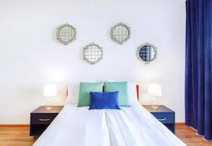 Apartament Niebiesko na Białym