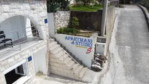 Apartman&Studio S - Ploče