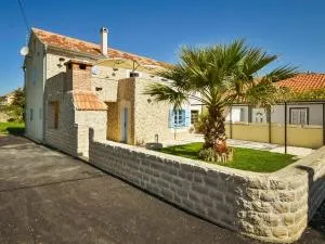 Holiday Home Maja by Interhome - Zarići