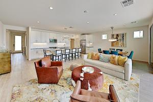 Murray Canyon Manor -31-Day Minimum Rental