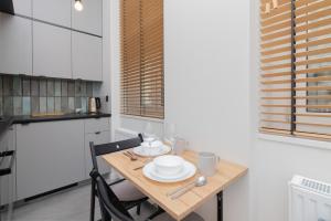 Nad Motlawa Apartamenty Seredynskiego by Renters