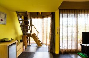 Biệt Thự Có Hồ Bơi Riêng (Villa with Private Pool)