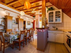 Holiday Home Szabo by Interhome