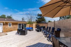 Sea La Vie - Commack