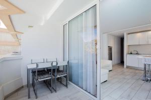 Beautiful apartment Playa Honda in the heart of Las Americas