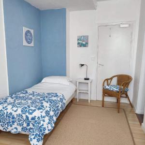 B&B / Chambres d'hotes Les Chenes Chambres D'hote : Chambre Familiale