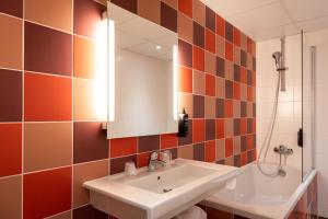 Hotels ibis styles Albi Centre Le Theatro : photos des chambres