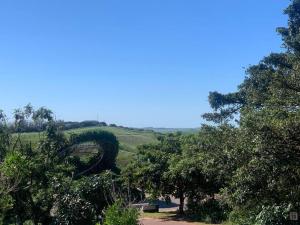 Coastal Condo in a Forest Estate - with inverter