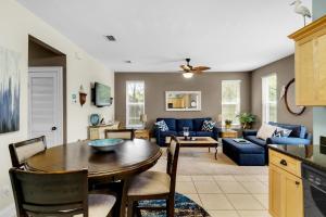 Topsail Village 211- Sandy Feet Retreat