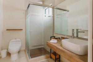 Casa completa con terraza extendida a la alberca