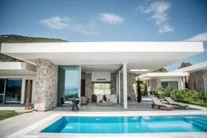 VARKO LUXURY SUITES - Pogoniá