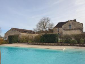 Maisons d'hotes Chambre d'hote La Pierre : photos des chambres