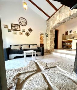 Apartments Toni - Slano