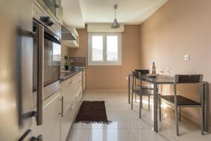 Preciosa Villa Con Piscina Privada - Villa MaPo