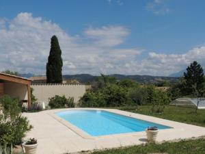 Maisons de vacances Nice holiday home in Saint Maurice sur Eygues with garden : photos des chambres