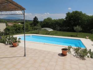 Maisons de vacances Nice holiday home in Saint Maurice sur Eygues with garden : photos des chambres