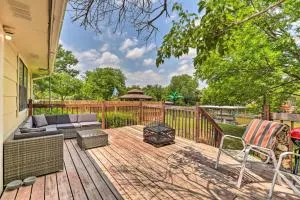 Waterfront Granbury Home Easy Lake Access! - DeCordova