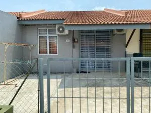 Bukit Rangin Guest House - Tiram