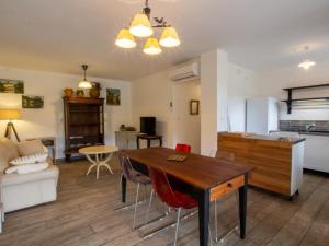 Gîte restauré avec piscine partagée, climatisation, vallée de la Dordogne - FR-1-616-258