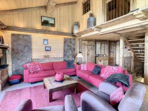 Chalet 6 pièces à Combloux avec cheminée et parking - FR-1-560-21