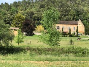 Maisons de vacances Gite Sainte-Mondane, 2 pieces, 2 personnes - FR-1-616-260 : photos des chambres