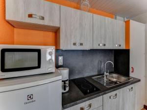 Maisons de vacances Welcoming holiday home in Saint Savinien with terrace : photos des chambres