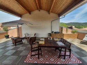 Appartements Terrasse 130m2 panoramique avec Climatisation Piscine - 3 chambres : photos des chambres