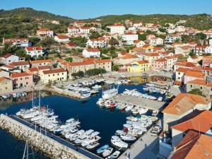 House in Sali near Telascica Nature Park - 4hvězdičkové hotely ve městě Sali