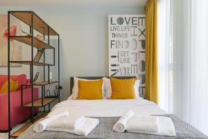 Studio Flow in Nord10 by Alezzi- pool n playground