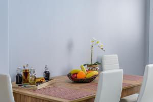 J&T Apartment - 150m from the beach