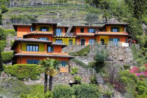 One-Bedroom Apartment with Lake View room in Appartamenti Ferrari