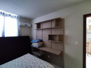 Apartamento bem localizado com Ar Condicionado e Piscina