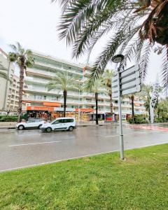 SALOU FAMILY APARTMENT