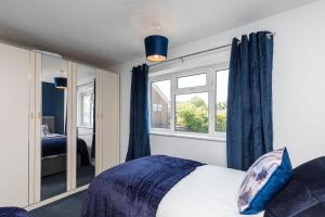 Findon House- Stylish & Spacious 3BR 10mins close to Airport