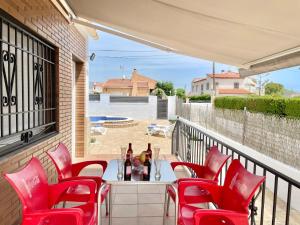 Villa Escaleta Costa dorada piscina salina y privada,barbacoa