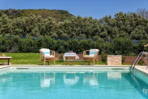 Villa Saige , piscina con idromassaggio img76